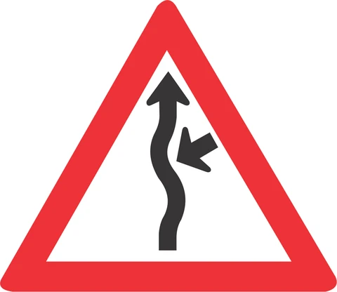 SABS Concealed driveway (from right) road sign 
